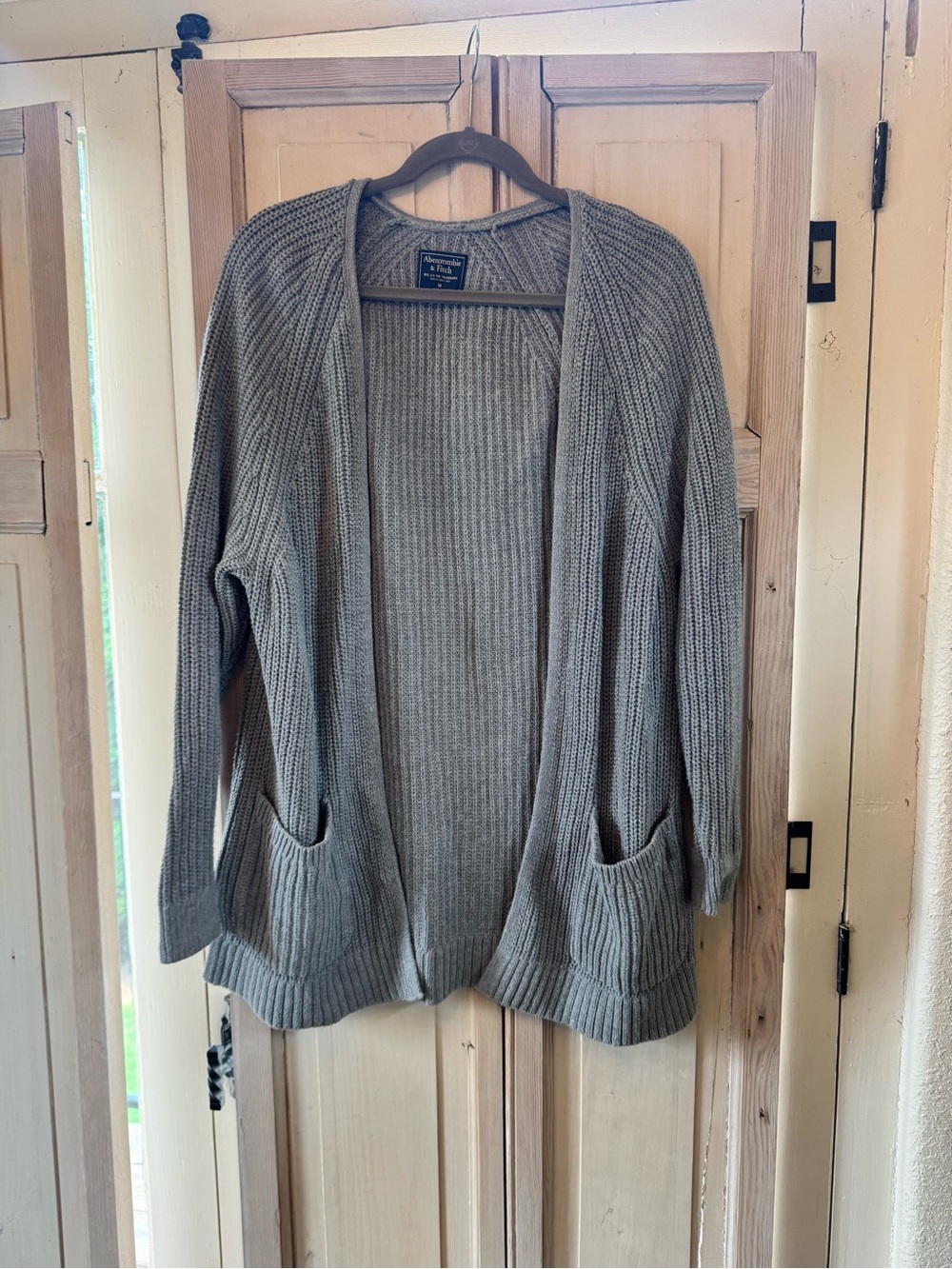 Abercrombie & Fitch Gray Ribbed Open-Front Cardigan